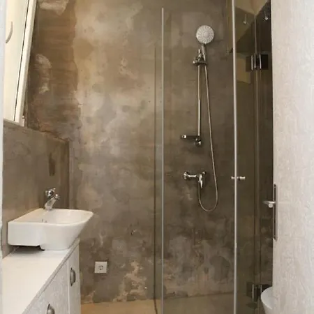 Rosa Of Mouraria's Apartment, شقة *